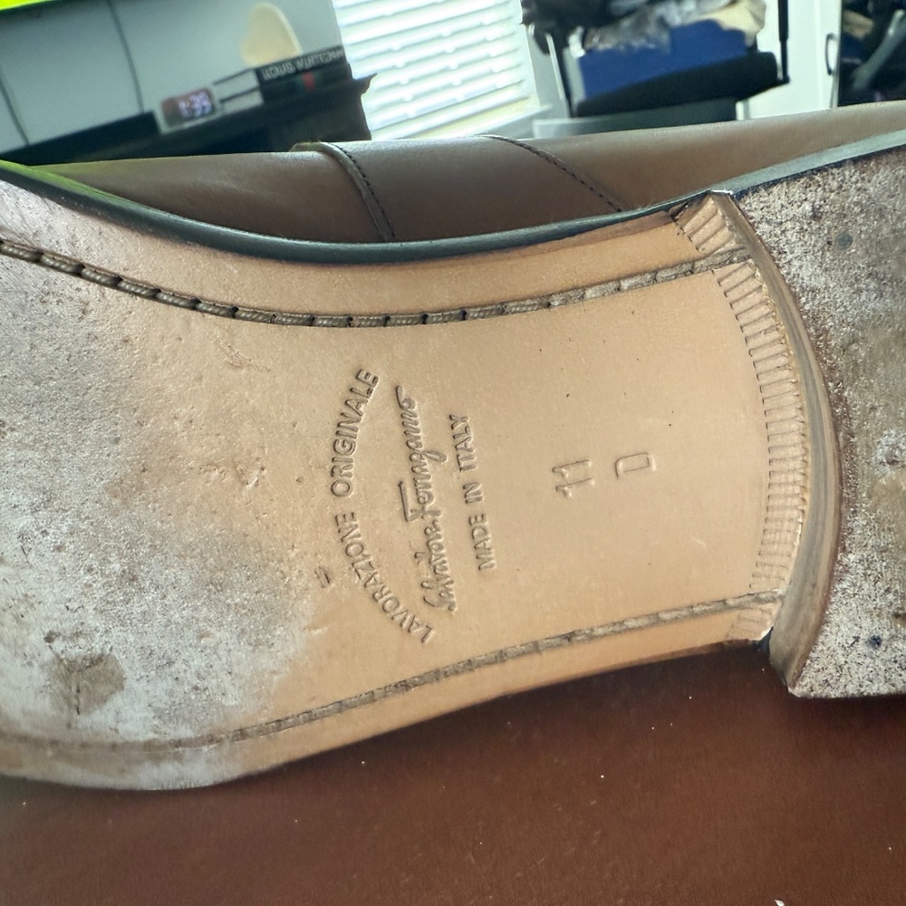 Salvatore Ferragamo Brown - Picture 7 of 9